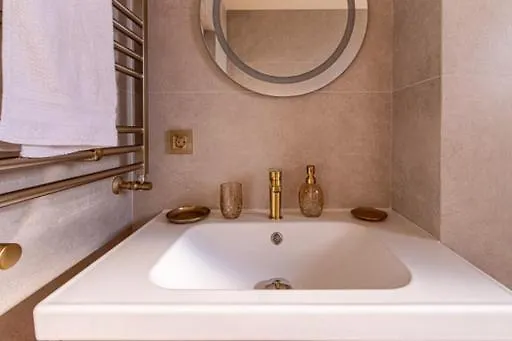 Apartment Warm&inviting Herastrau