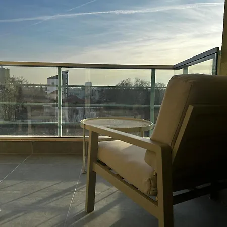 Warm&inviting Herastrau *